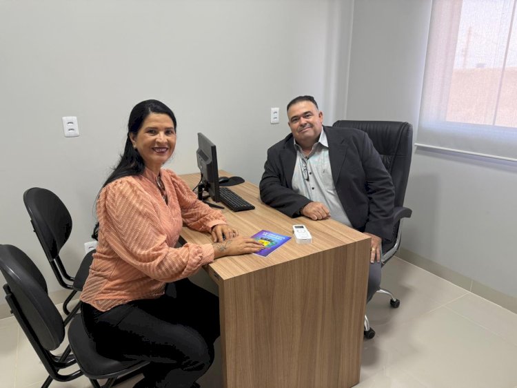 Vereador Erlon recebe em seu gabinete a vice-prefeita, Professora Ângela.