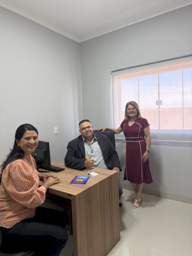Vereador Erlon recebe em seu gabinete a vice-prefeita, Professora Ângela.